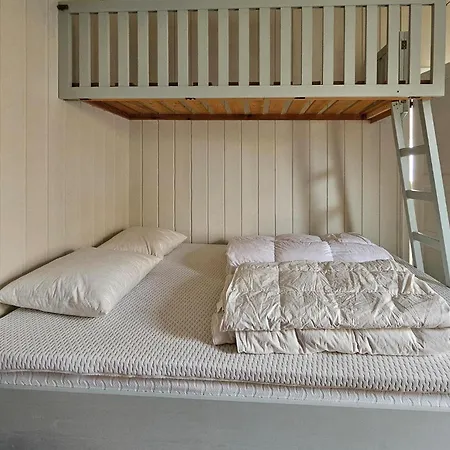 Σπίτι διακοπών 2 Bedroom Beautiful In Gressvik