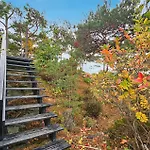 2 Bedroom Beautiful In Gressvik