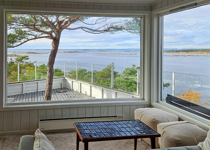 2 Bedroom Beautiful In Gressvik