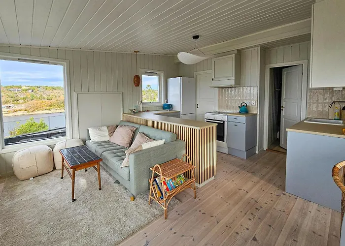 2 Bedroom Beautiful In *