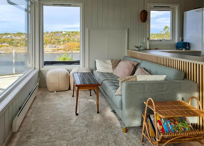 2 Bedroom Beautiful In Feriehus Gressvik