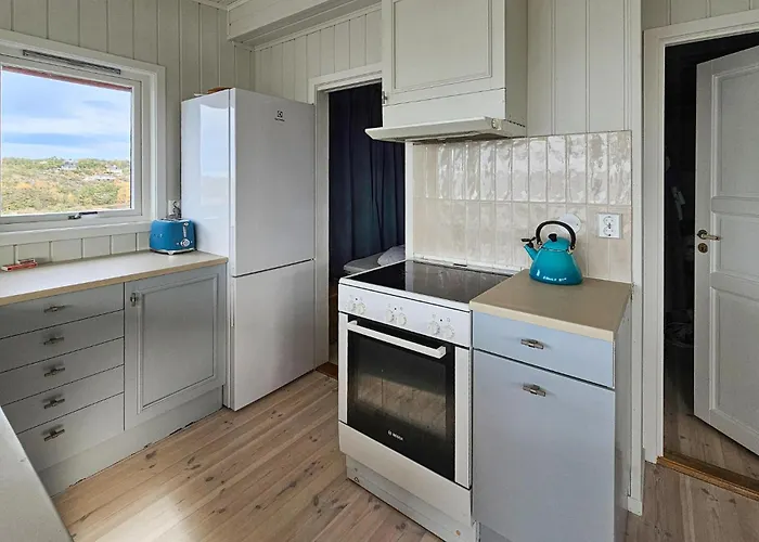 2 Bedroom Beautiful In Feriehus *